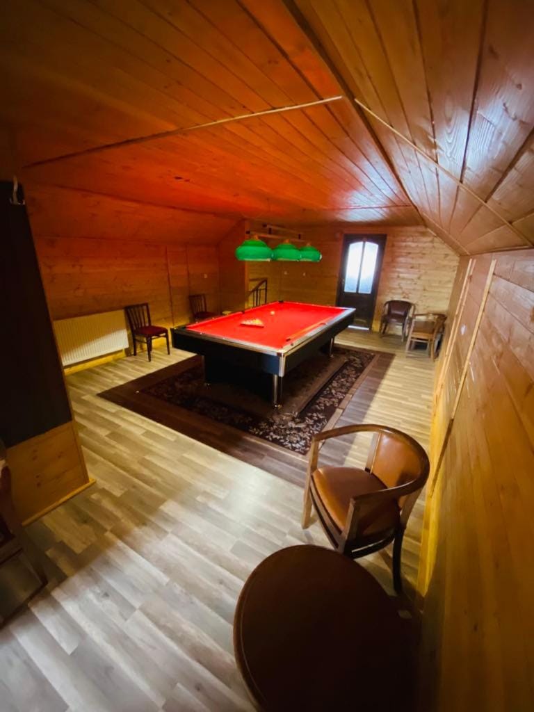 Billiard