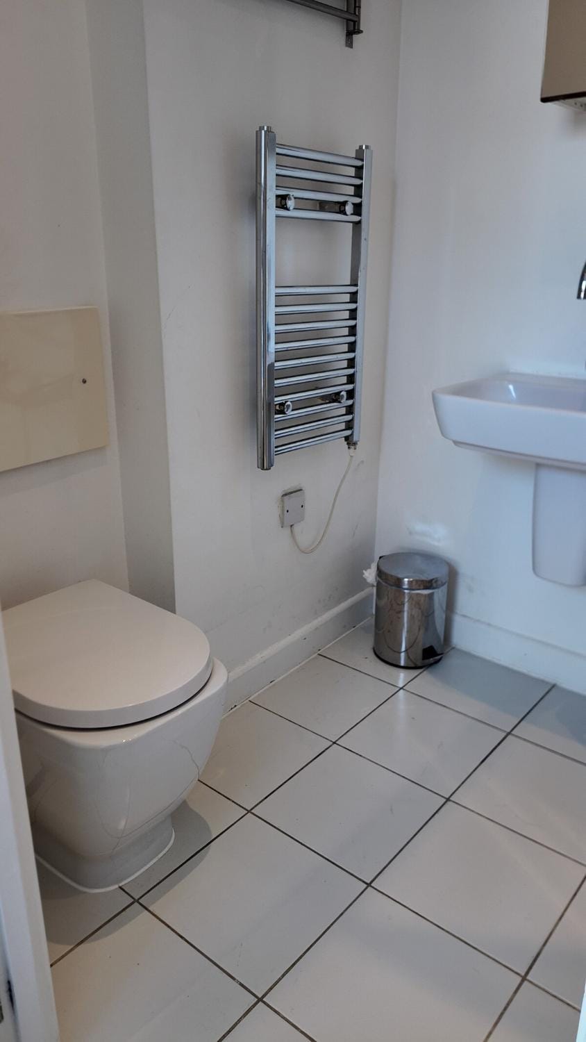 Toilet, Bathroom