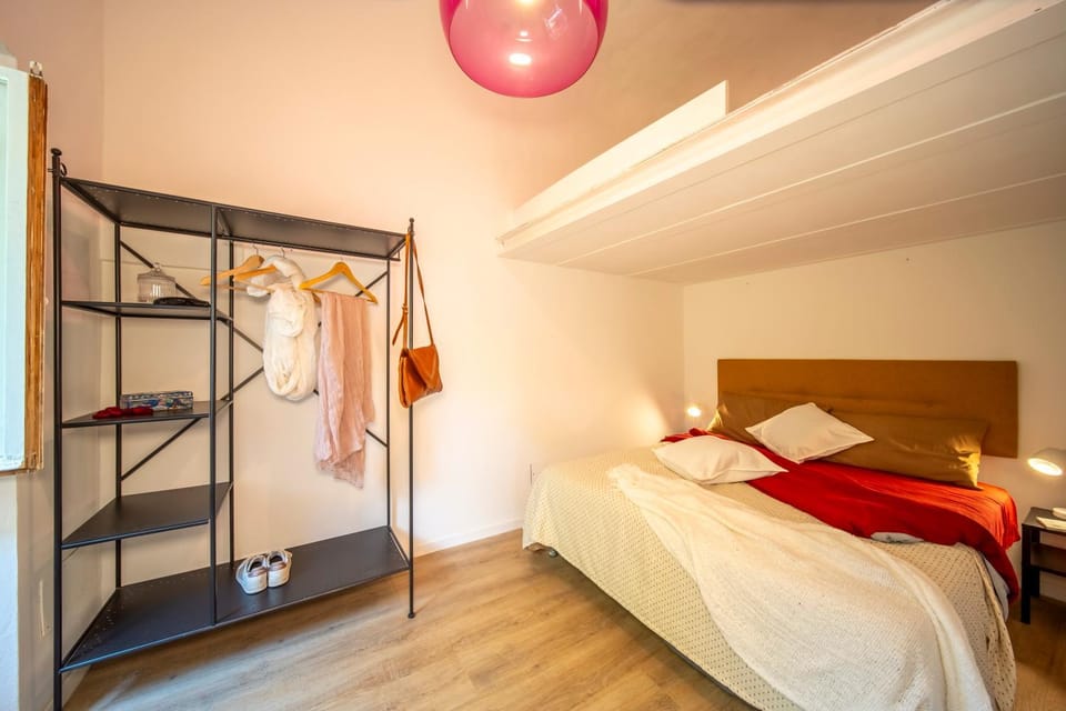 Bed, Photo of the whole room, Bedroom, towels, wardrobe