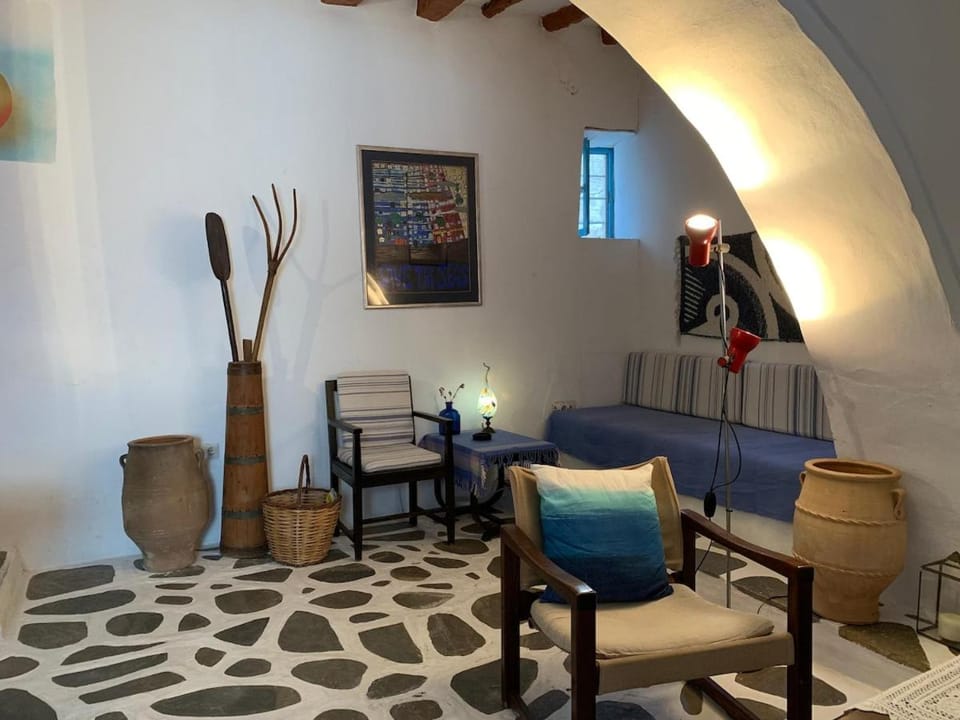 Τraditional Cycladic house ZO PI for 1-5 adults House in Paros