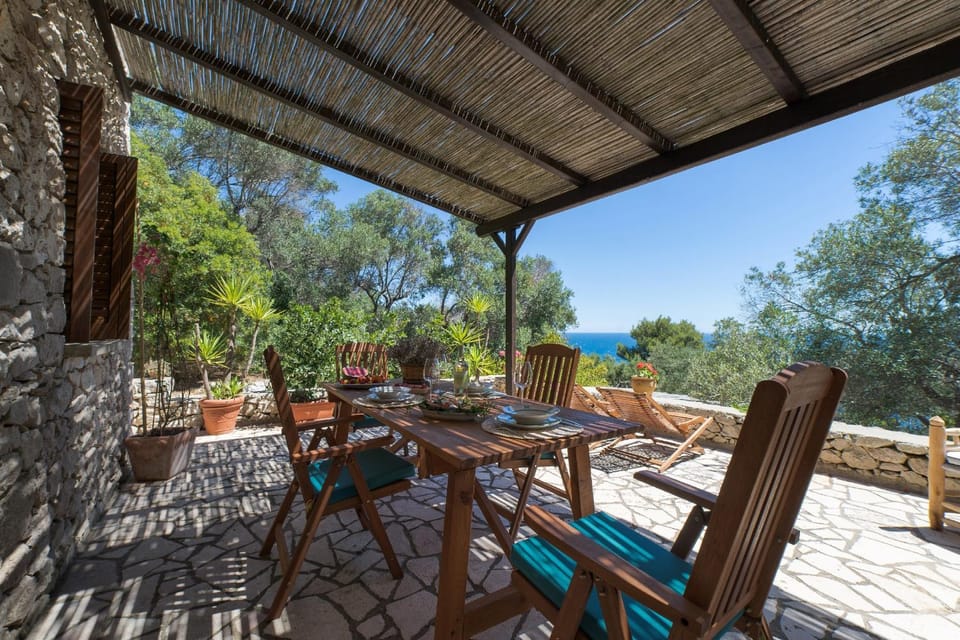 Patio, Day, Natural landscape, View (from property/room), Balcony/Terrace, Dining area, Garden view, Sea view