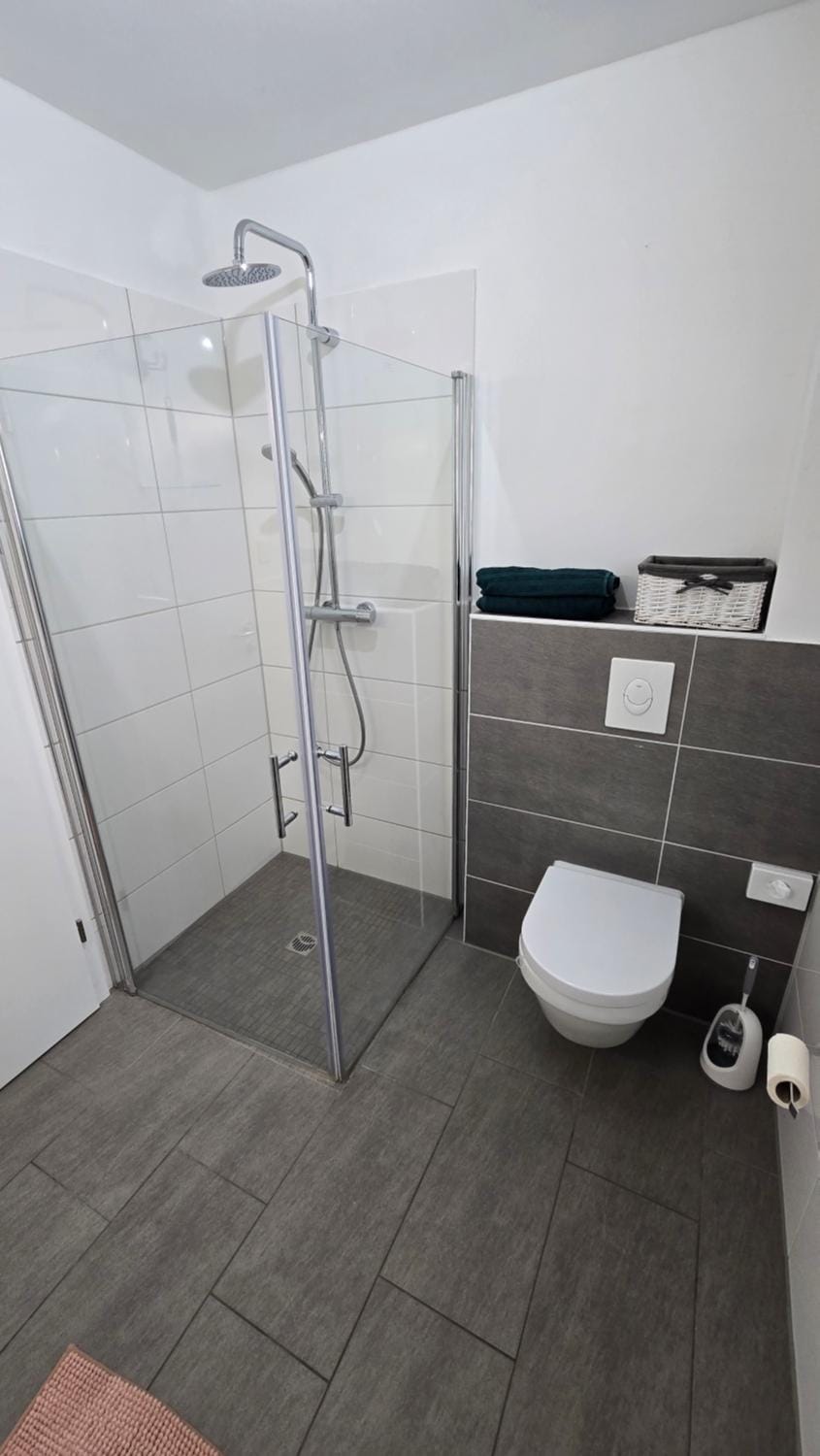 Shower, Toilet, Bathroom
