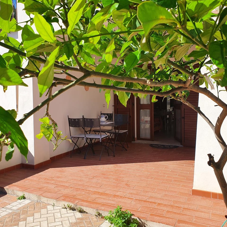 Casa Vacanze Marconi a DONIGALA Apartment in Sardinia