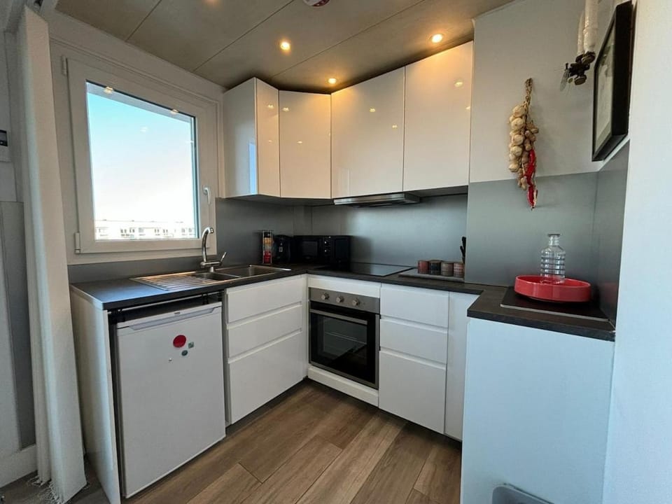 Chic & lumineux avec balcon Apartment in Calais