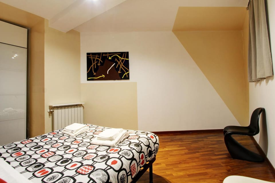 Bedroom, wardrobe