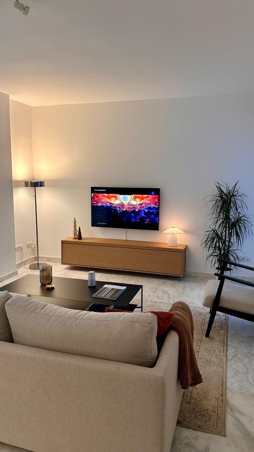 Moderno apartamento con piscinas,gimnasio en mijas Apartment in Sitio de Calahonda