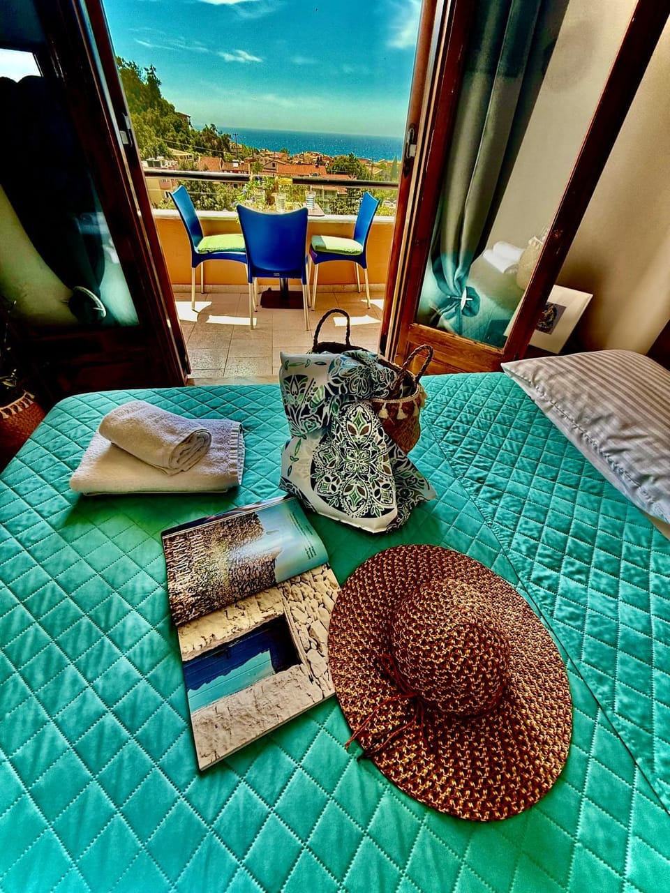 TRAVELLERS BEAUTIFUL ELEN Agios Gordios Sea Apartment hotel in Corfu, Greece
