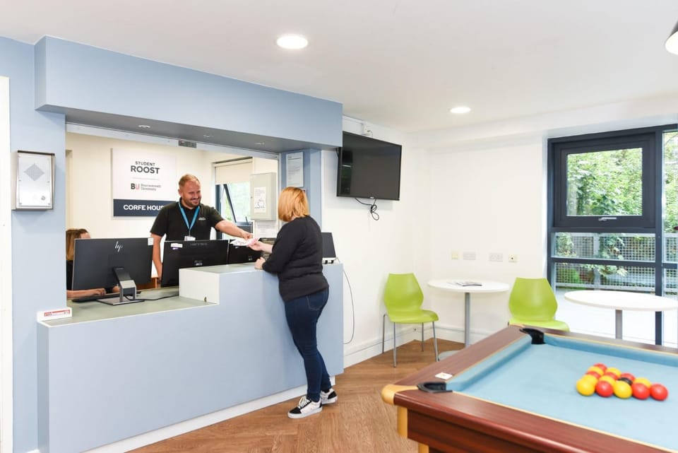 For Students Only Corfe House in Poole Apartment in Poole