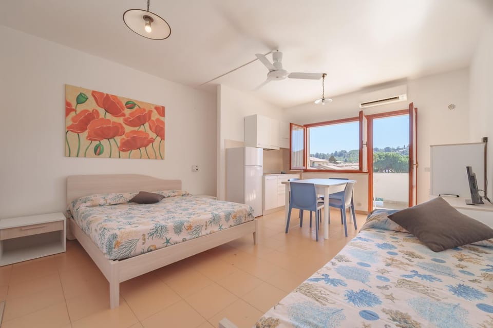 Bedroom, air conditioner