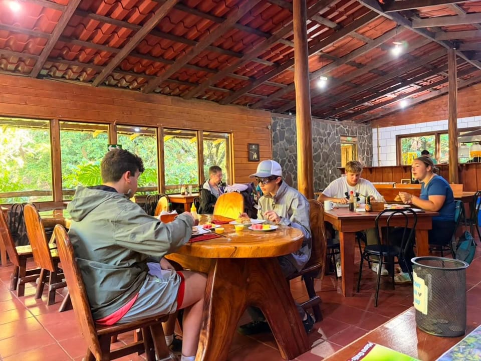 Restaurant/places to eat