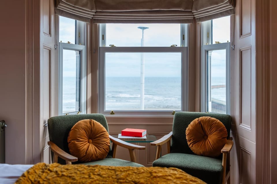 Natural landscape, Seating area