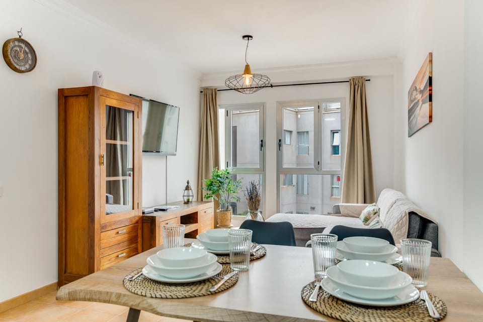 Home2Book Sunny Getaway & Pool in Gáldar Apartment in Comarca Norte