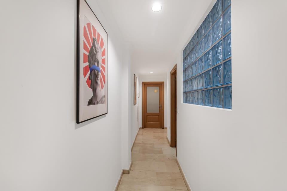 Large Attic Las Canteras Rooms - Only adults Bed and Breakfast in Las Palmas de Gran Canaria