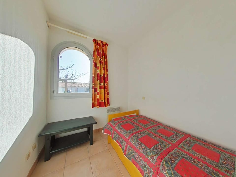 Maison 3 pièces 6 couchages PORT LEUCATE NATURISME PL040-046 Apartment in Leucate