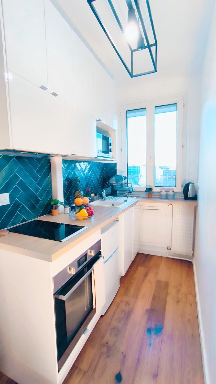 Kitchen or kitchenette