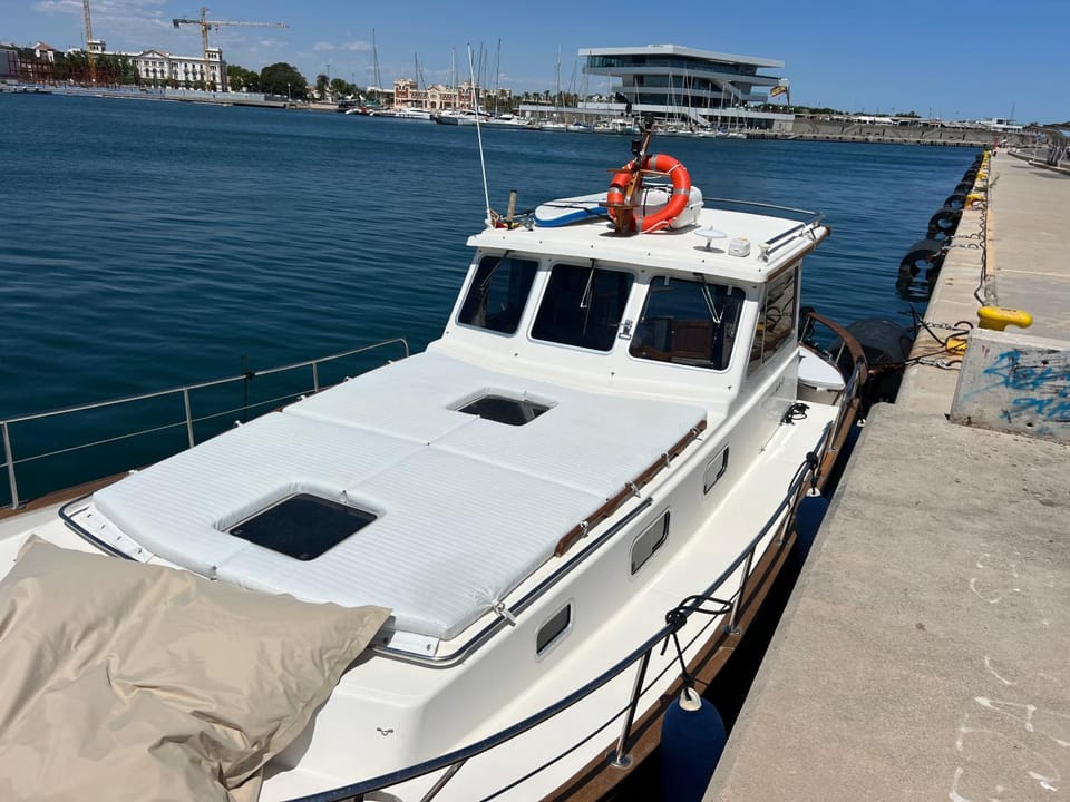 Xanquete Docked boat in Valencia