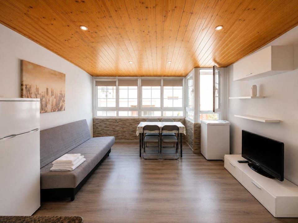 Communal lounge/ TV room, Living room