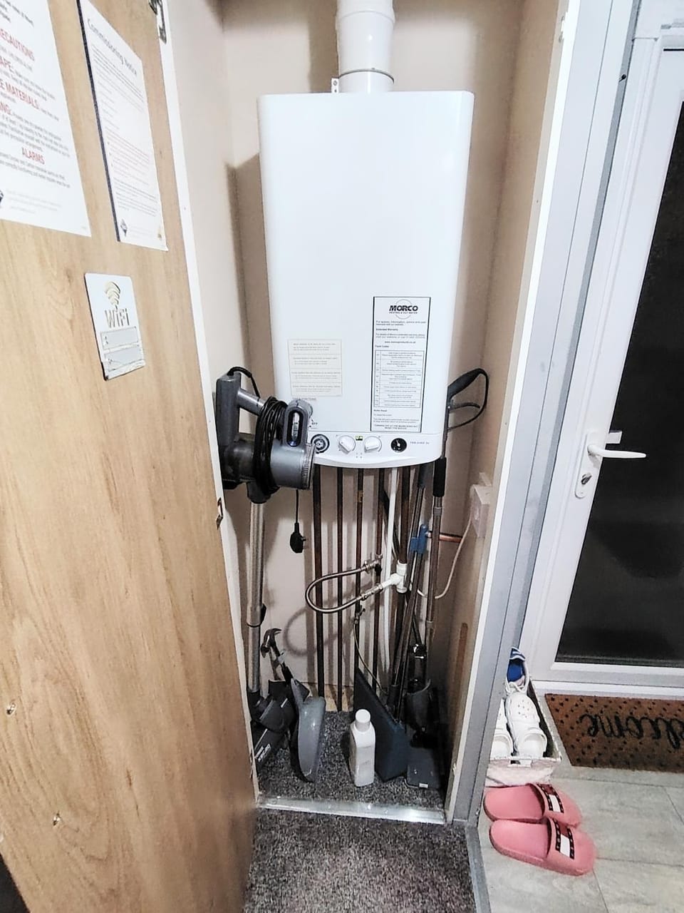 Coffee/tea facilities, Kitchen or kitchenette, internet