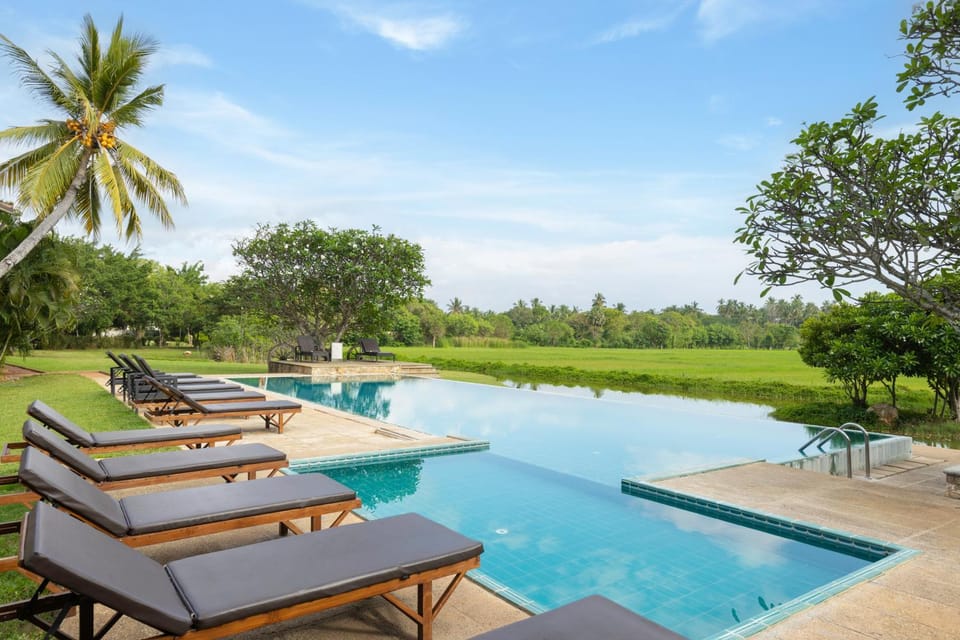 Swimming pool, Swimming pool