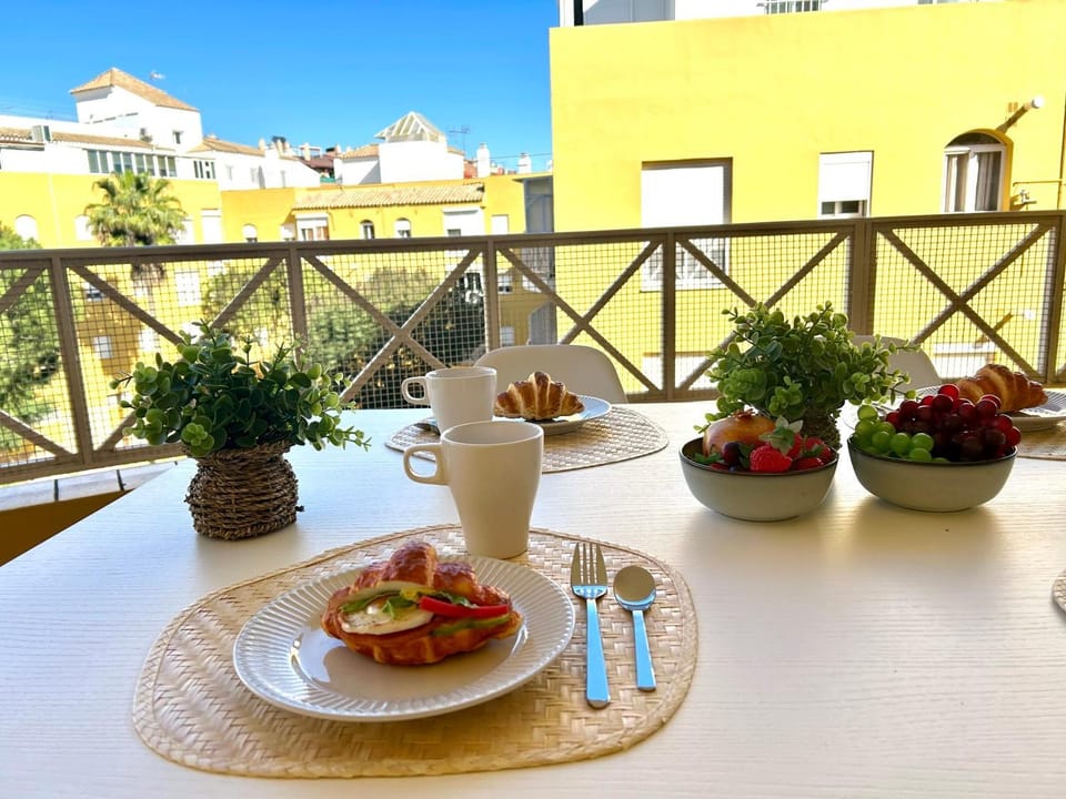 Gatu ANTILLAS parking gratis, terraza Mayores de 25 años y familias Apartment in El Puerto de Santa María