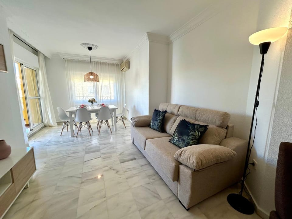 Gatu ANTILLAS parking gratis, terraza Mayores de 25 años y familias Apartment in El Puerto de Santa María