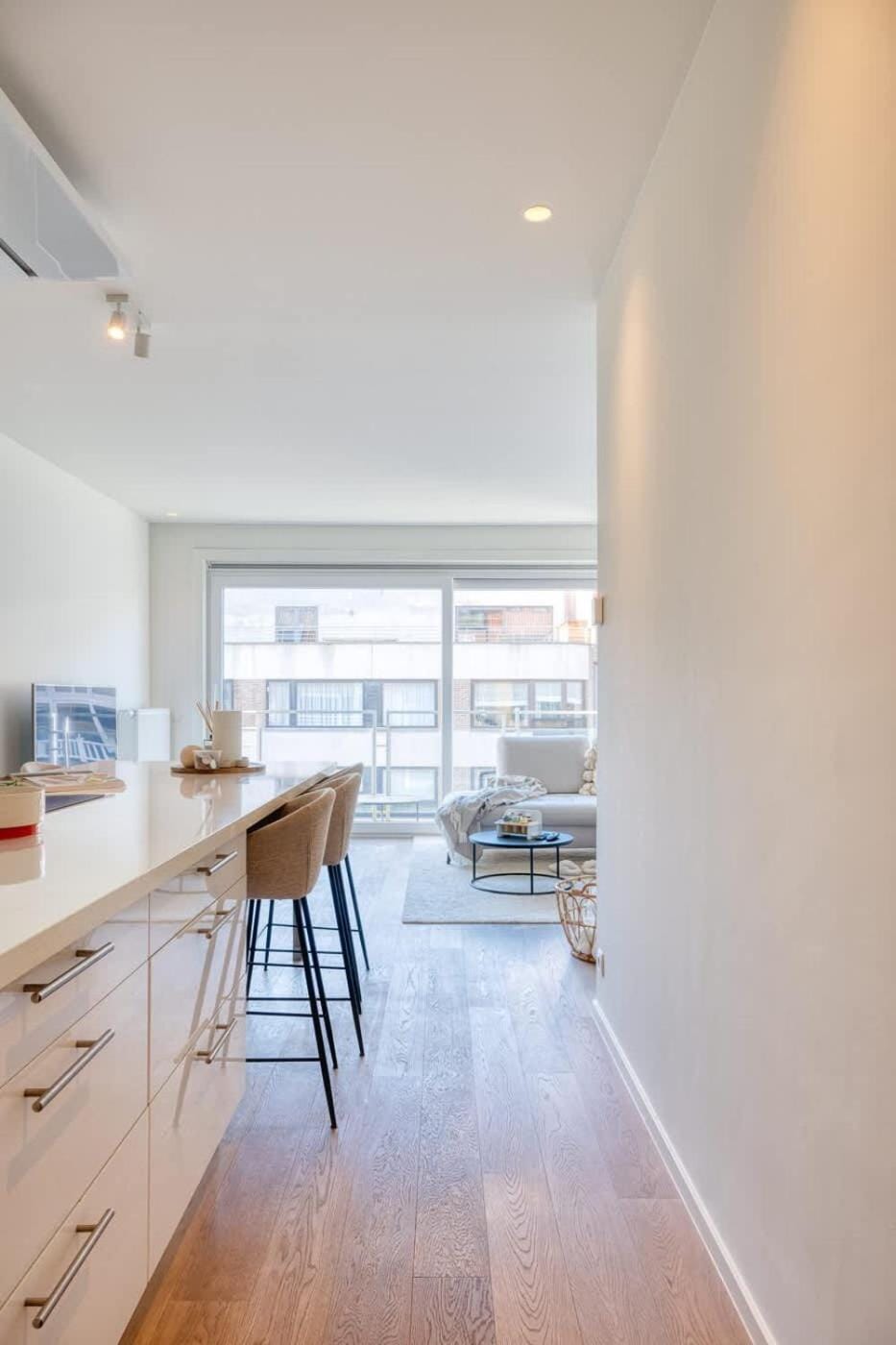 Bright apartment with sunny terrace and parking Apartment in Knokke-Heist