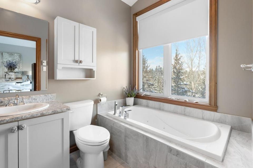 Toilet, Bathroom, Bath, towels