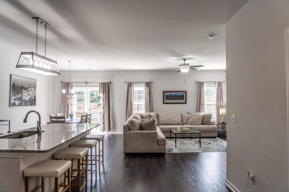 Serene South Henley - Near Downtown Southern Pines! House in Southern Pines