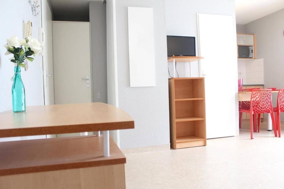 Appt 2 pièces LA ROCHELLE - LR030-C115 Apartment in La Rochelle
