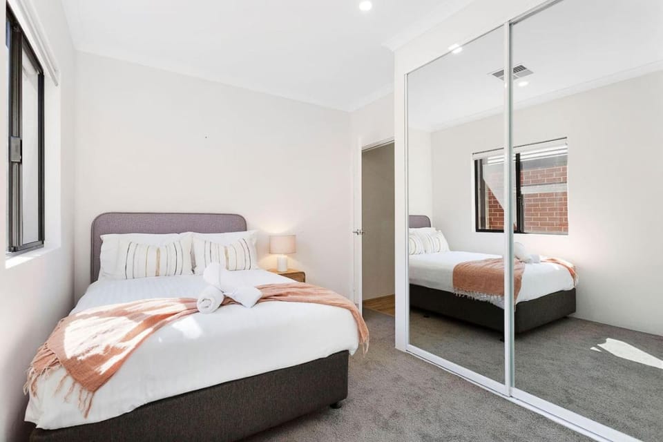 Spacious and modern Dianella House in Perth