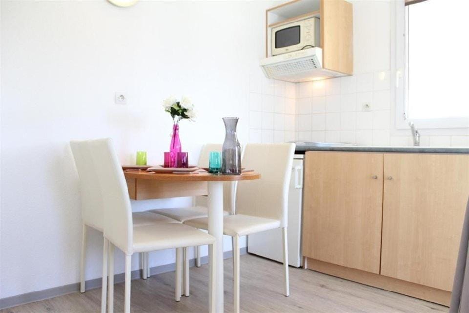Appt 2 pièces LA ROCHELLE - LR030-E111Z Apartment in La Rochelle