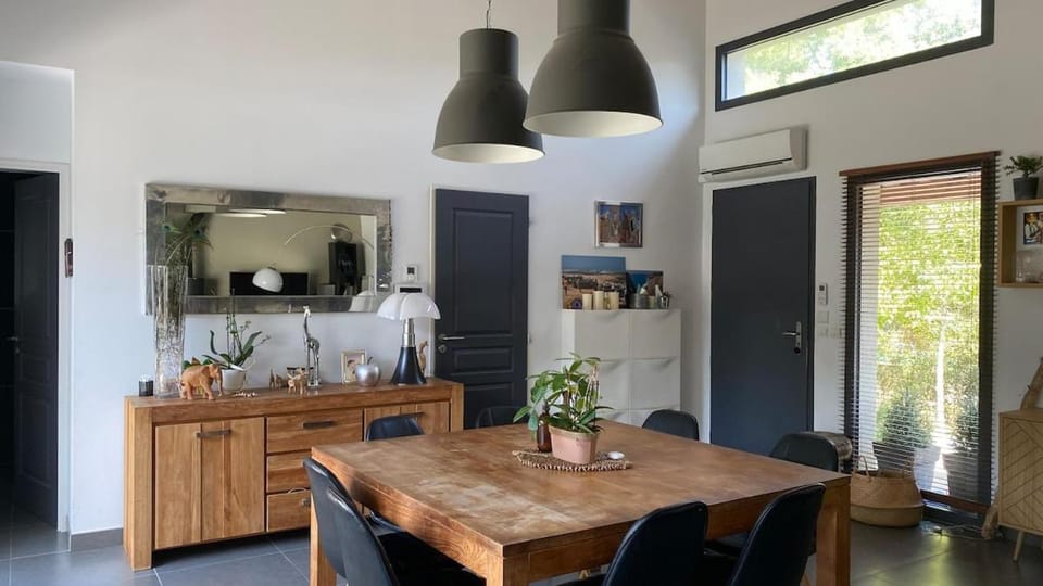 3 bedroom villa with pool Villa in Aix-en-Provence