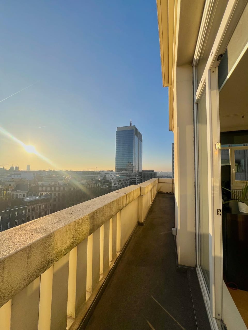 Property building, Day, View (from property/room), Balcony/Terrace