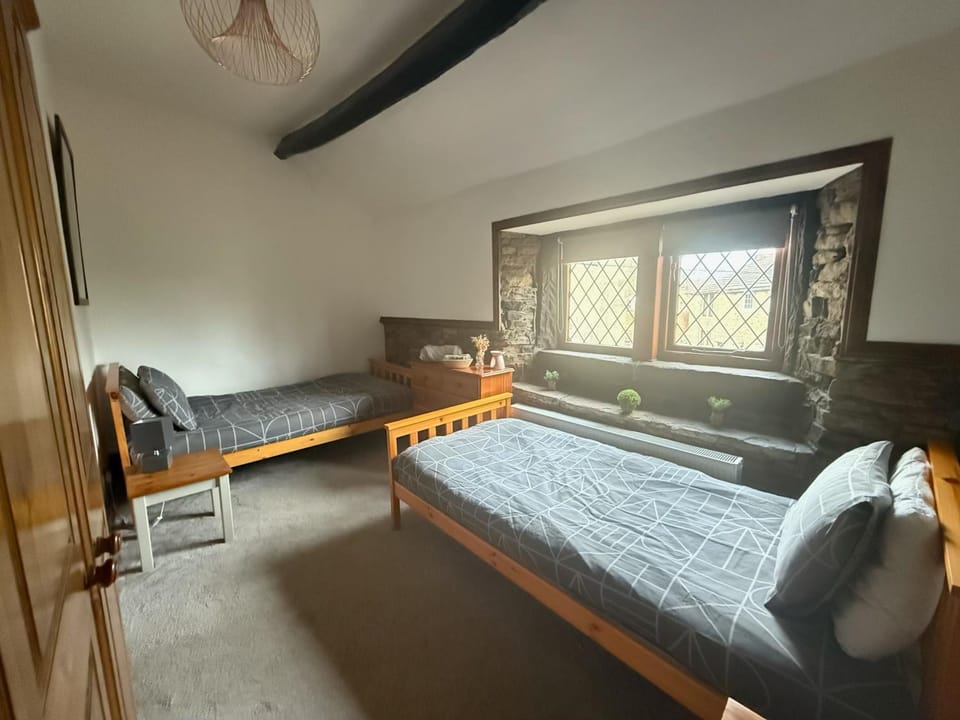2Bed Cottage - Trawden - Pet Friendly - Sleeps4 House in Pendle District
