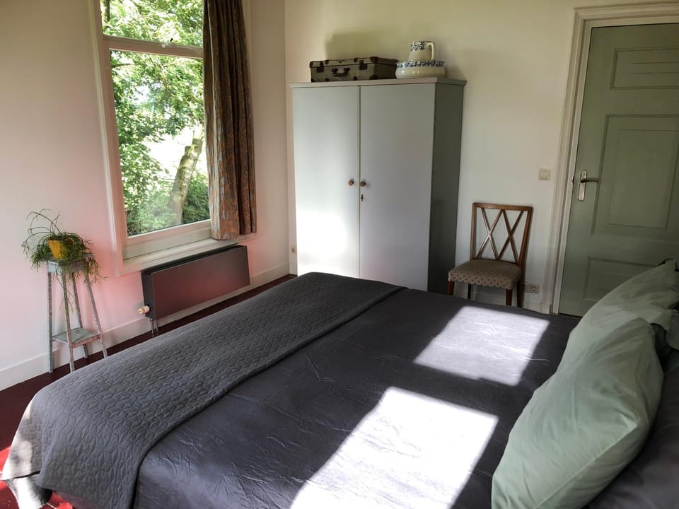 Bed, Bedroom, wardrobe