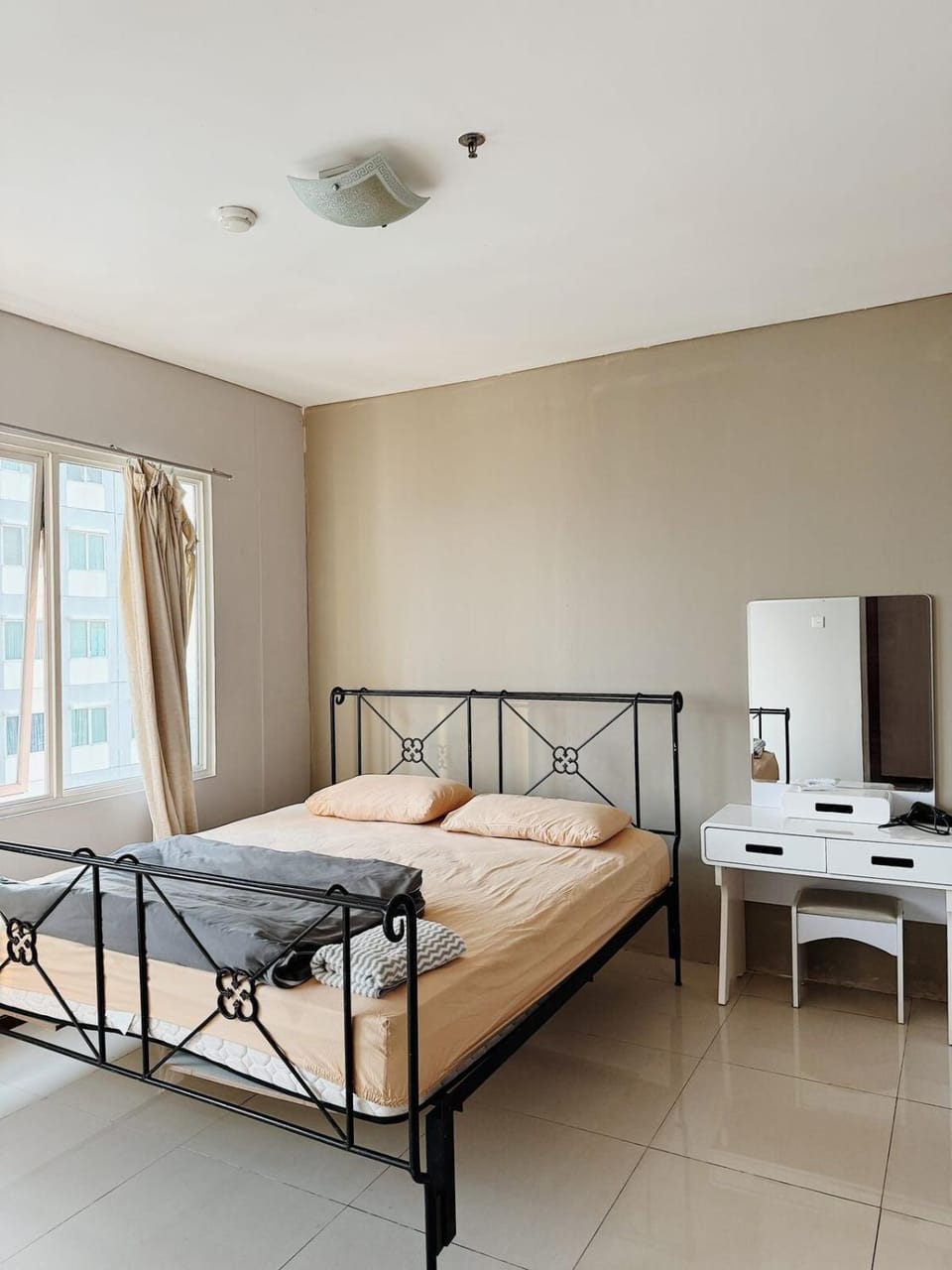 Premium Getaway in City Central Apartment in Jakarta