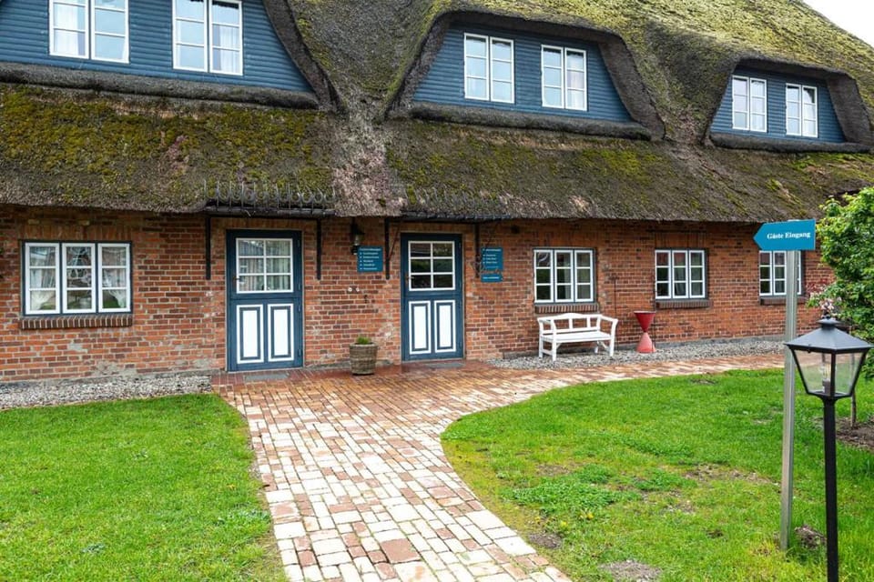 Hof Wiesentau Apartment in Malente