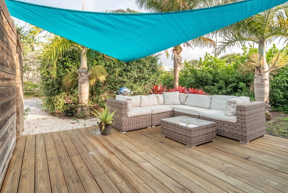 Patio, Balcony/Terrace, sunbed