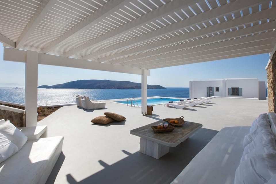 CasaDei Pool 4-BDR Sea View Villas 'Anemos' & 'Petra' with Nighttime Security Guard Villa in Mykonos, Mikonos 846 00, Greece