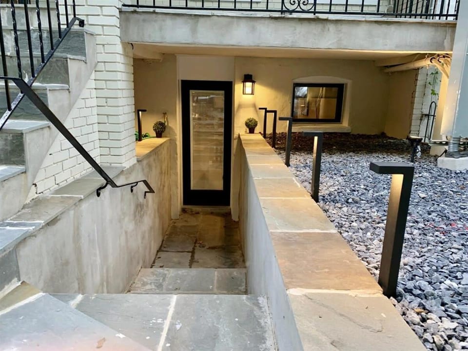 No More Looking-Parking Apartment in District of Columbia