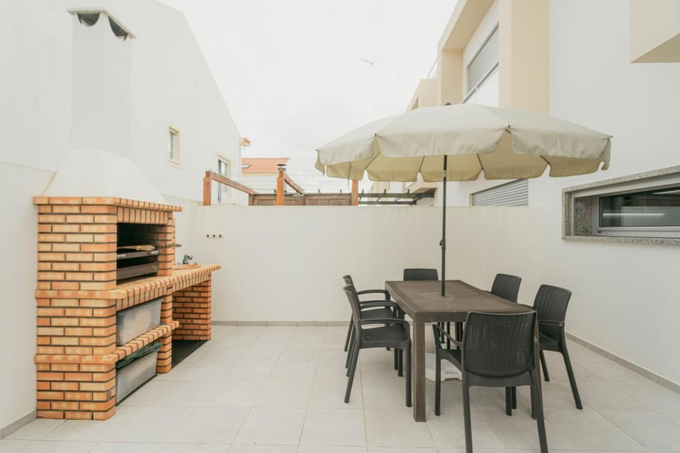 Patio, Dining area