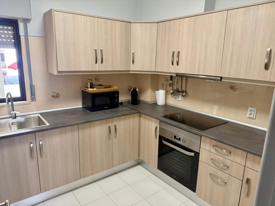 Kitchen or kitchenette, kitchen