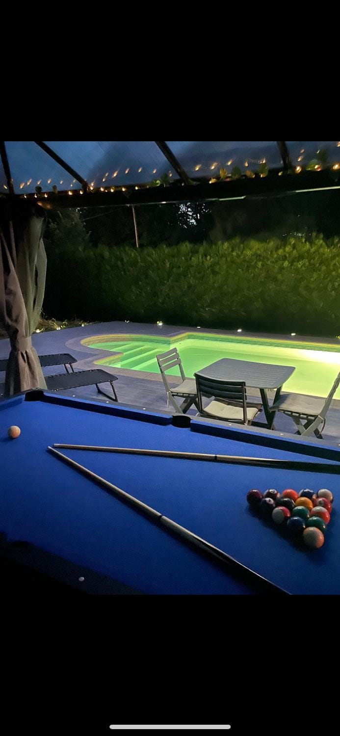 Billiard
