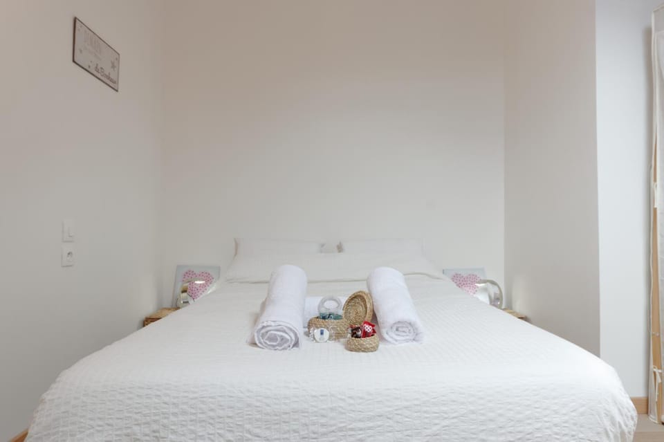 Magnifique Duplex Climatisé Centre-ville Réformé Canebière Apartment in Marseille