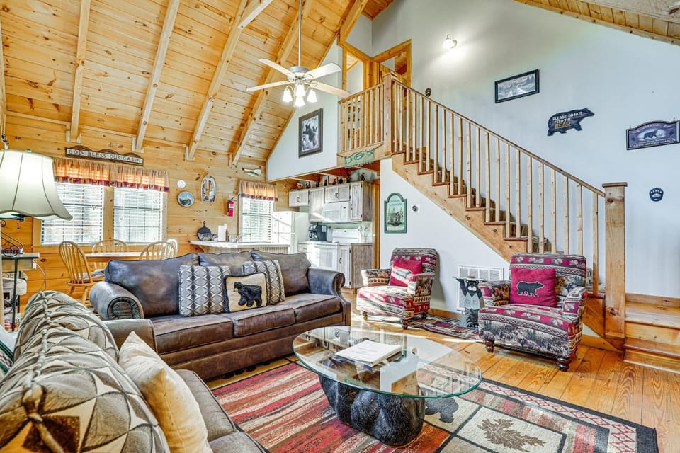 Sevierville Angler's Cabin w/ Pond Access! Cabin in Sevier County