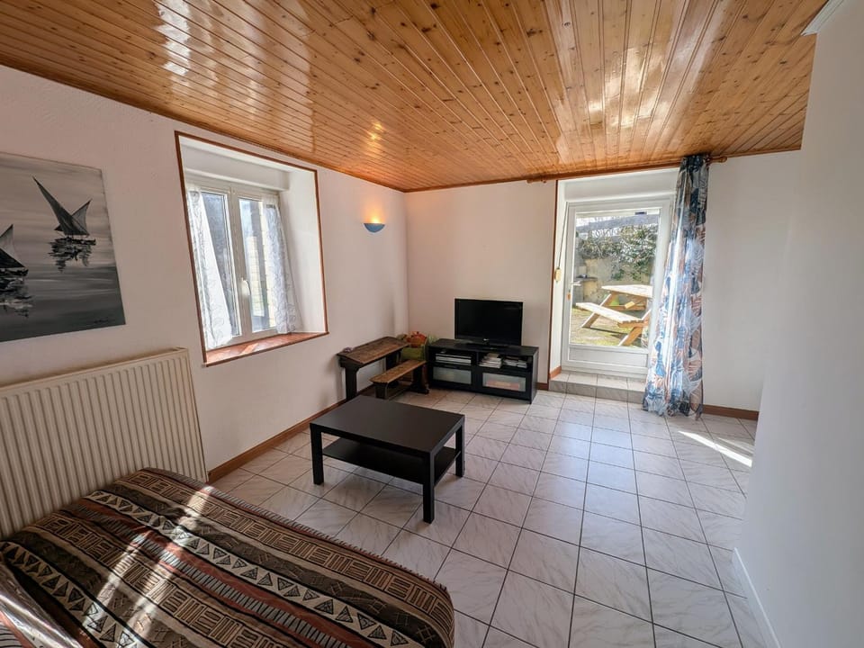 Gîte familial avec terrasse et espace enfants à Faymont - FR-1-583-370 House in Bourgogne-Franche-Comté
