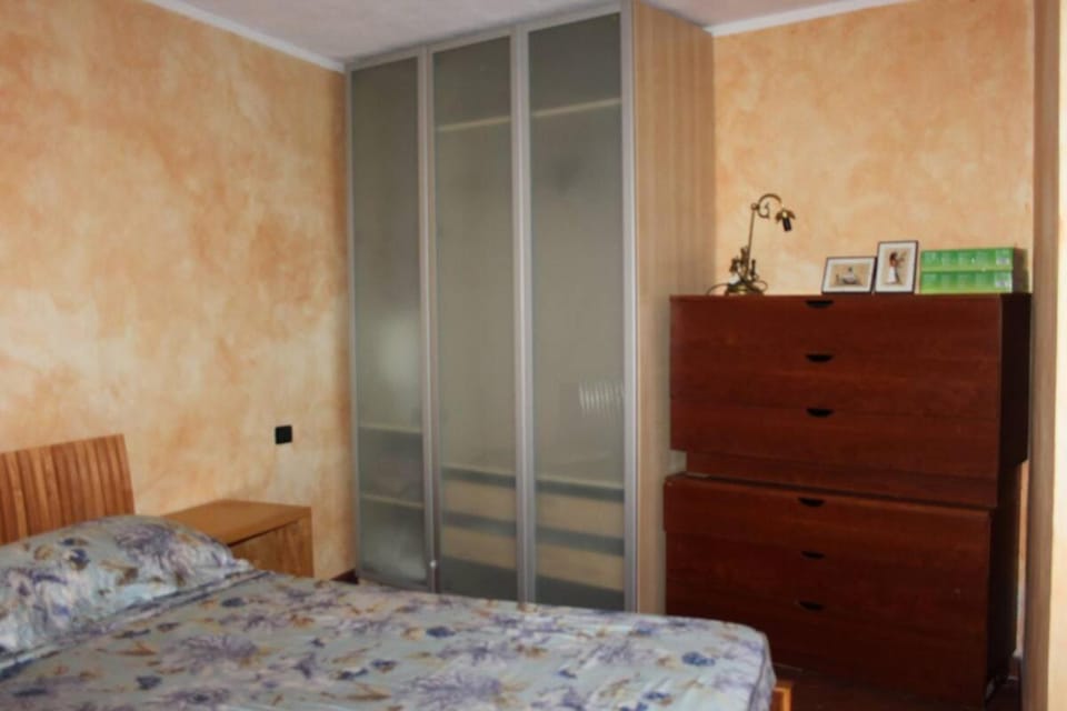 Bed, Bedroom, wardrobe