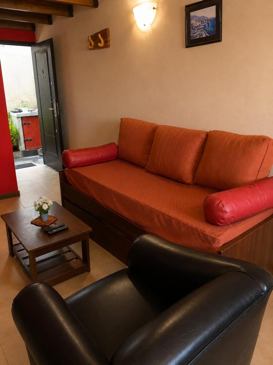 Bed, TV and multimedia, Living room
