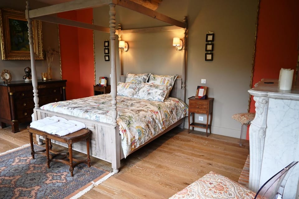 Decorative detail, Breakfast