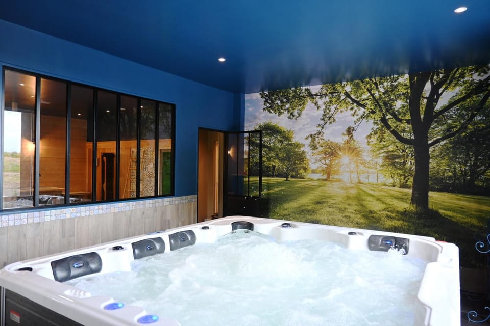 Hot Tub, Hot Tub, Spa and wellness centre/facilities